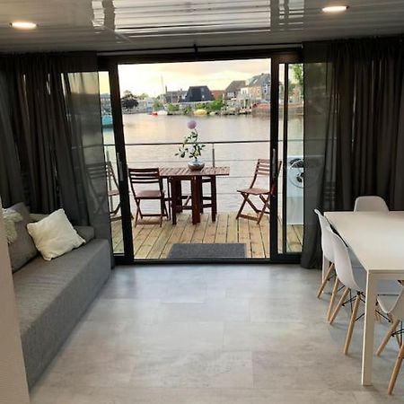 Unique New Houseboat Moored 4 Apartment Zwartsluis Exterior foto